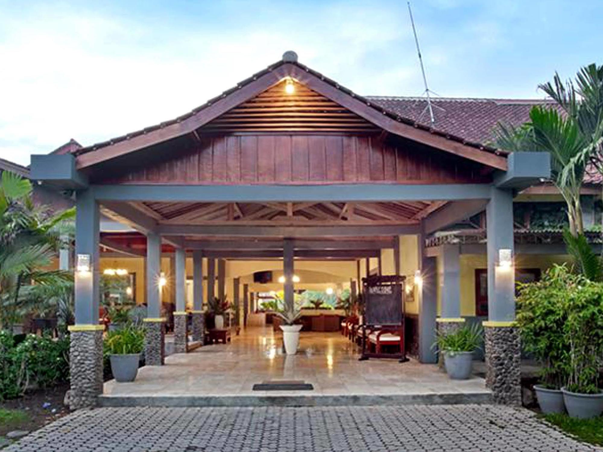 Margo Utomo Hill View Resort Banyuwangi (East Java) Exterior foto